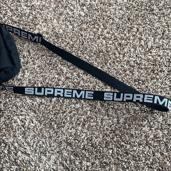 Supreme x Cordura shoulder bag SS18 - Picture 2 of 5